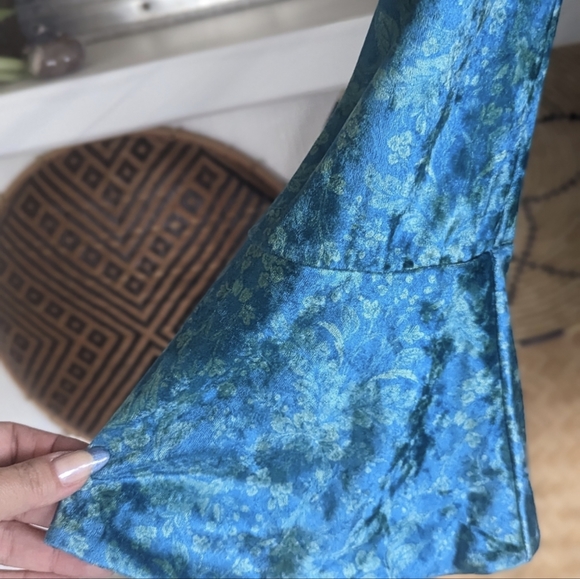 Free People Large Bali Tightrope Romper Turquoise Velvet Daisy Jones Mermaidcore - Picture 8 of 16